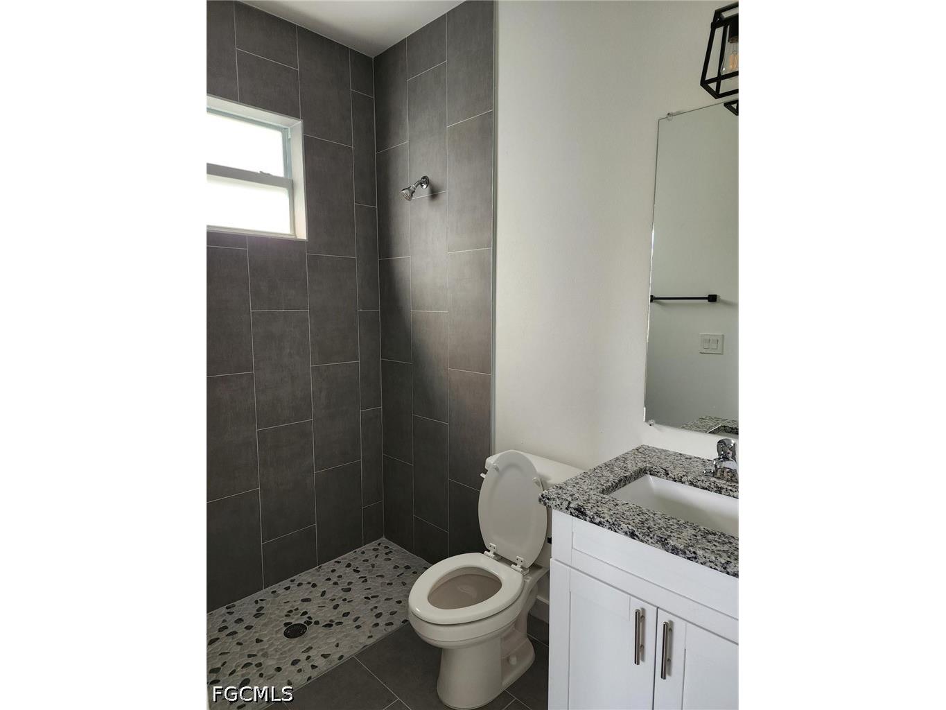 2431 Lola Avenue S Lehigh Acres FL 33973 2026025523 image5