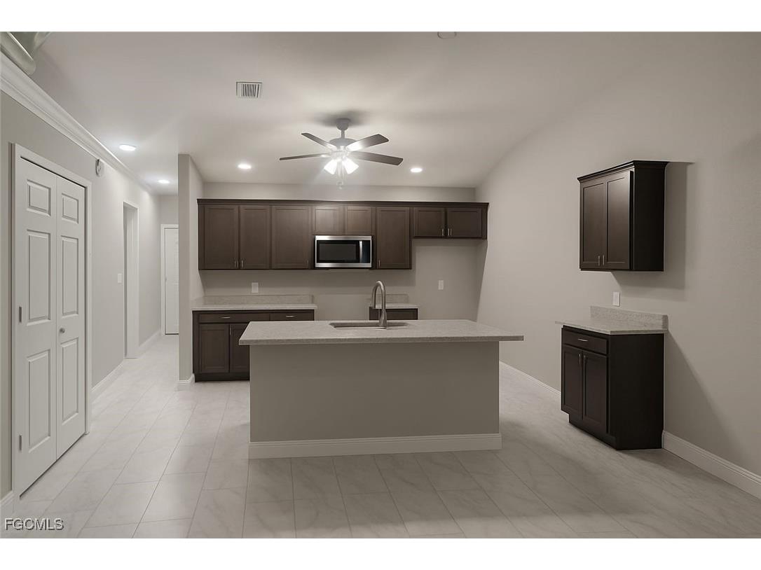 2431 Paul Avenue S Lehigh Acres FL 33973 2026000325 image6