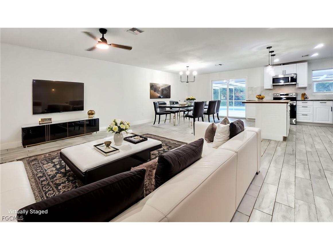 2431 Welch Street Fort Myers FL 33901 2026005830 image3