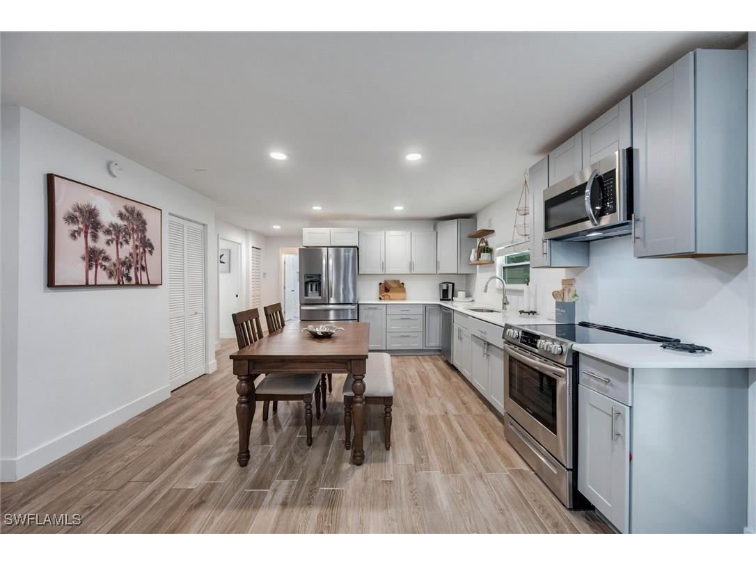 2432 Lake Avenue Naples FL 34112 226001114 image11