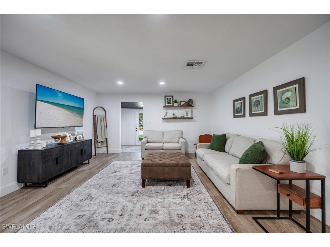 2432 Lake Avenue Naples FL 34112 226001114 image14