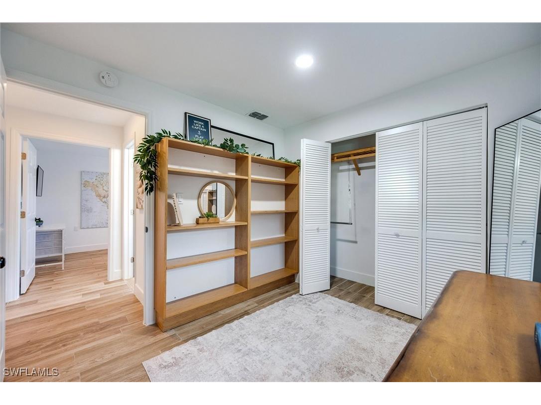 2432 Lake Avenue Naples FL 34112 226001114 image19