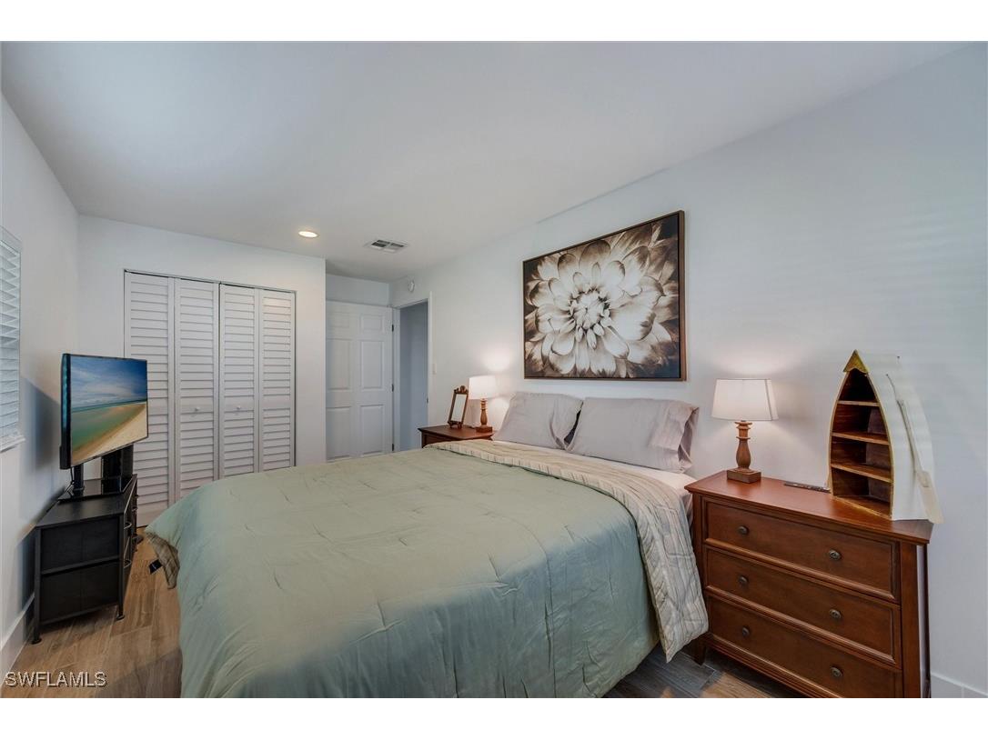 2432 Lake Avenue Naples FL 34112 226001114 image23