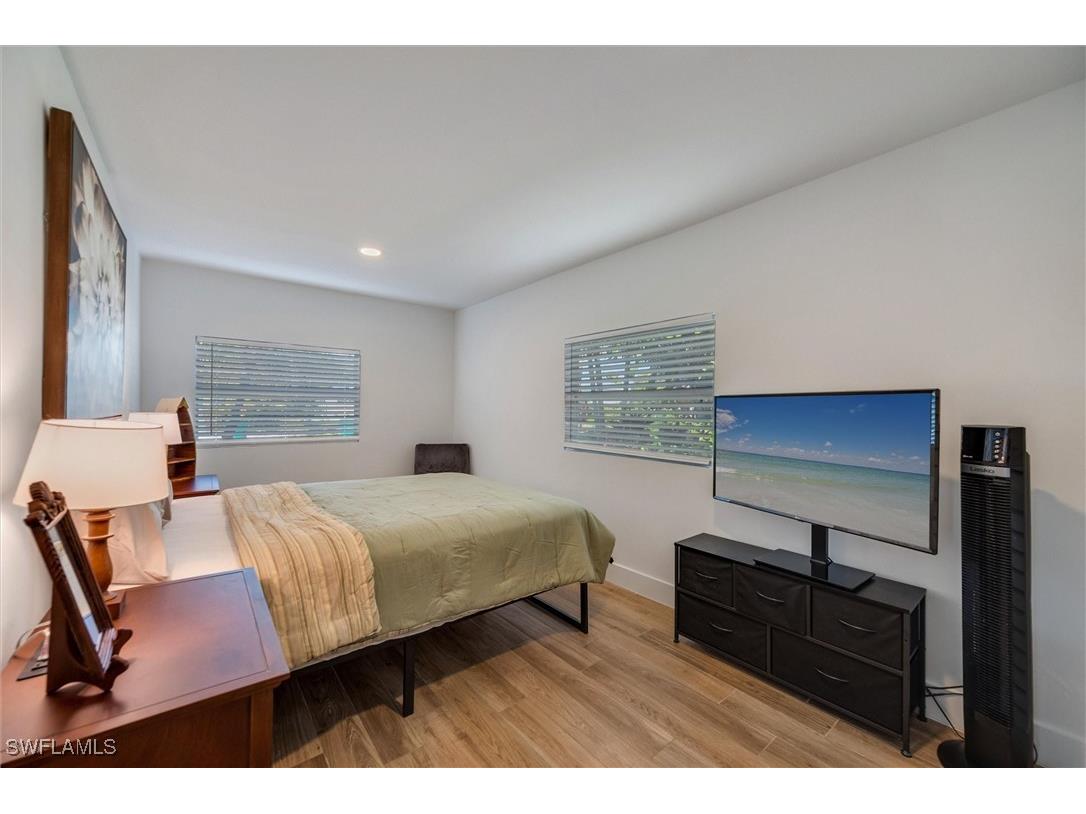 2432 Lake Avenue Naples FL 34112 226001114 image24