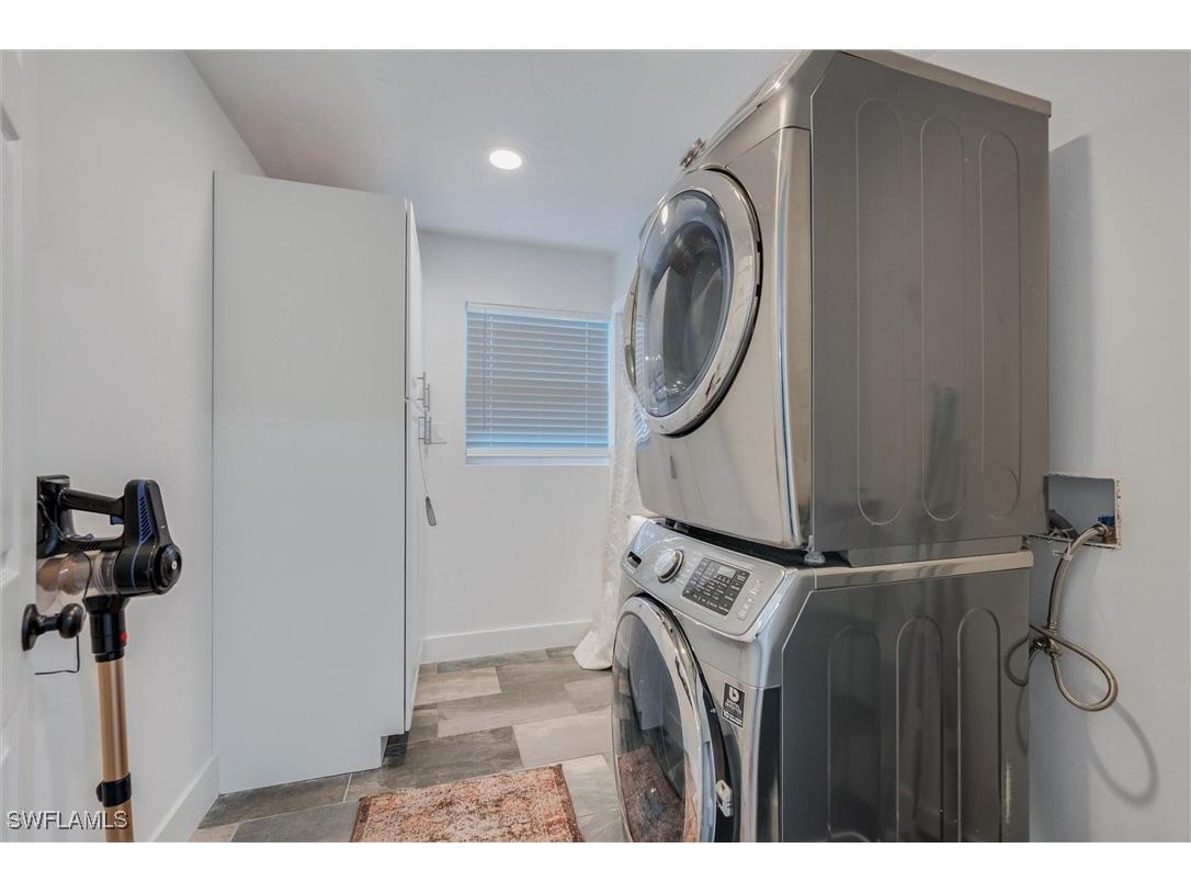 2432 Lake Avenue Naples FL 34112 226001114 image25