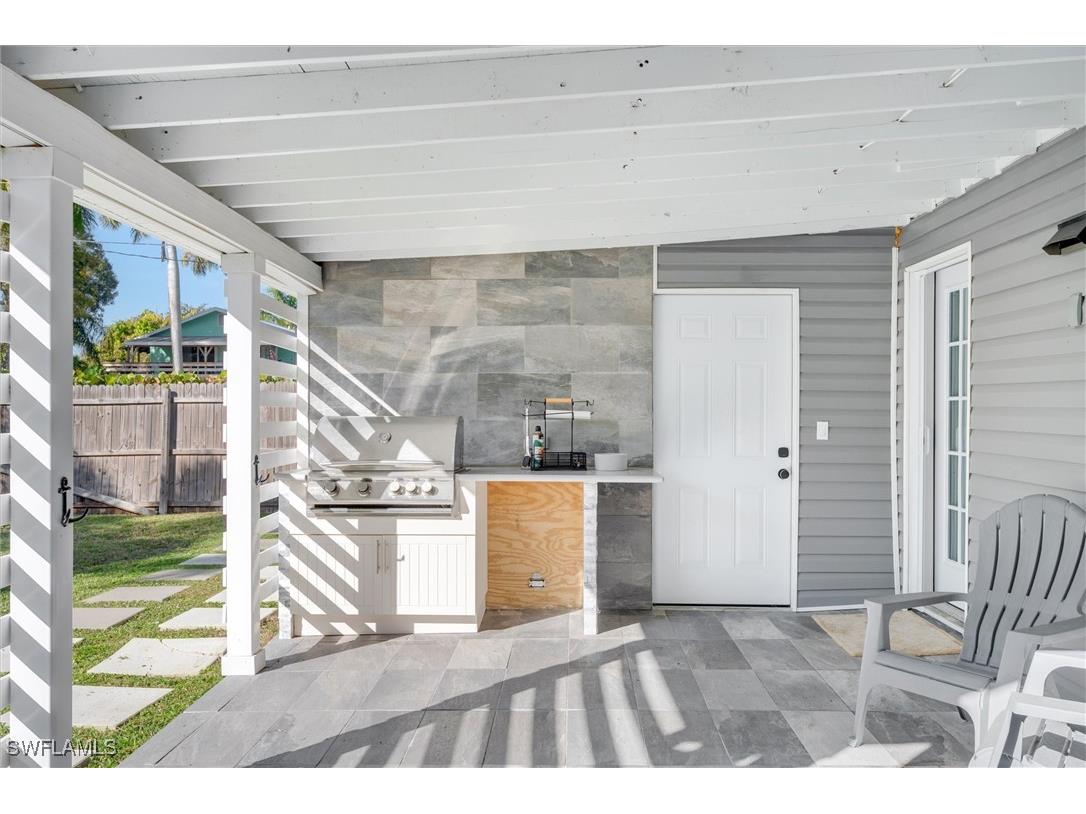 2432 Lake Avenue Naples FL 34112 226001114 image28