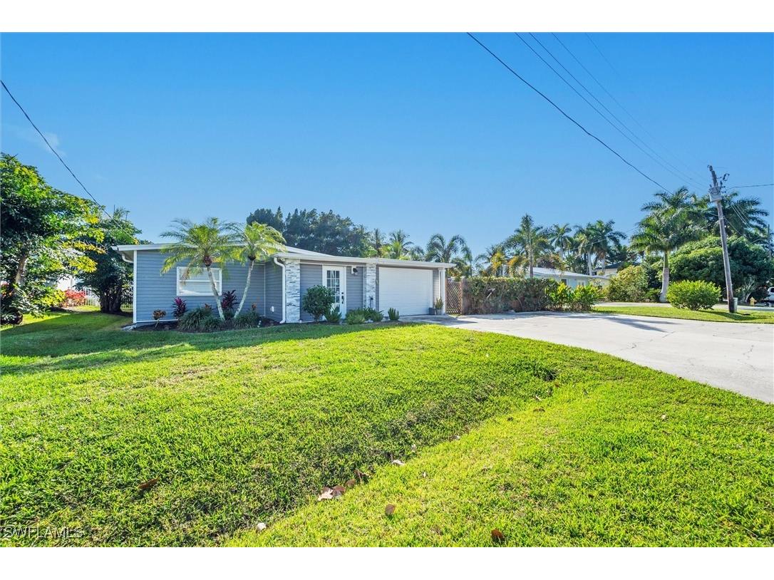 2432 Lake Avenue Naples FL 34112 226001114 image31