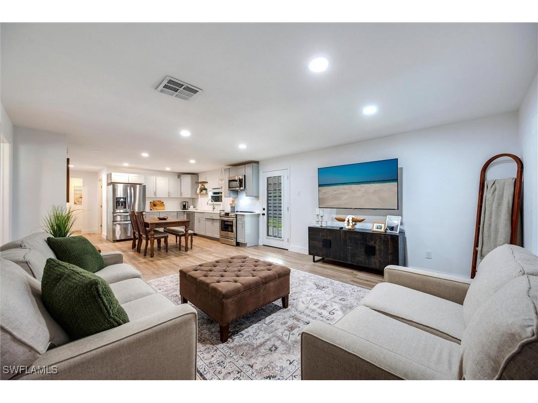 2432 Lake Avenue Naples FL 34112 226001114 image7