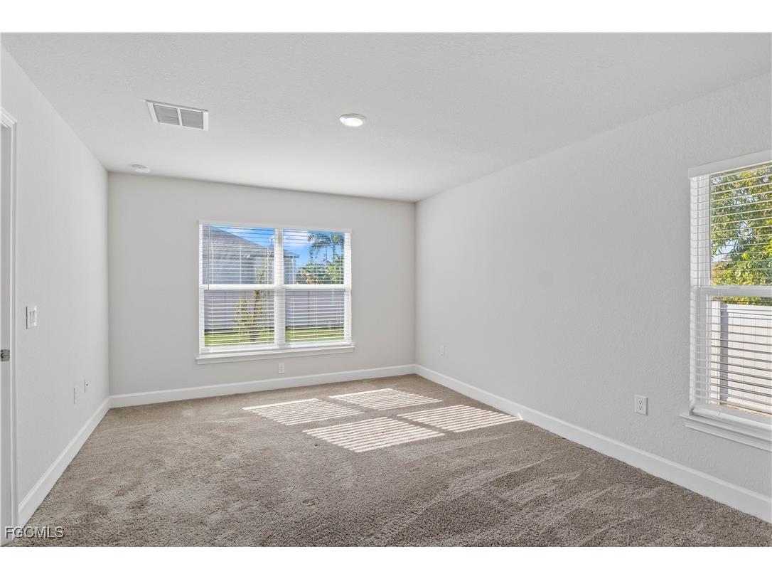 2432 NW 22nd Terrace Cape Coral FL 33993 2026000233 image14