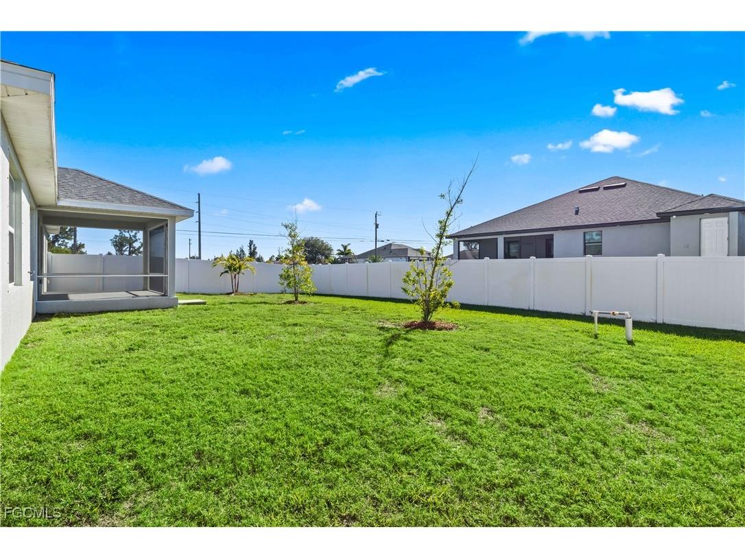 2432 NW 22nd Terrace Cape Coral FL 33993 2026000233 image19