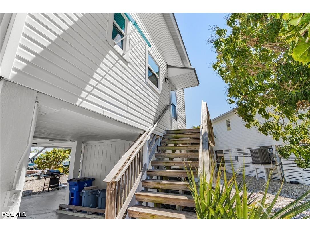 2432 Sycamore Street Saint James City FL 33956 2026014560 image12