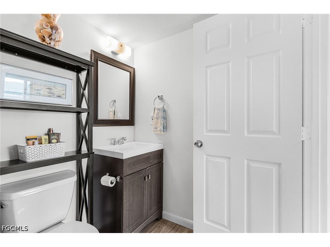 2432 Sycamore Street Saint James City FL 33956 2026014560 image24