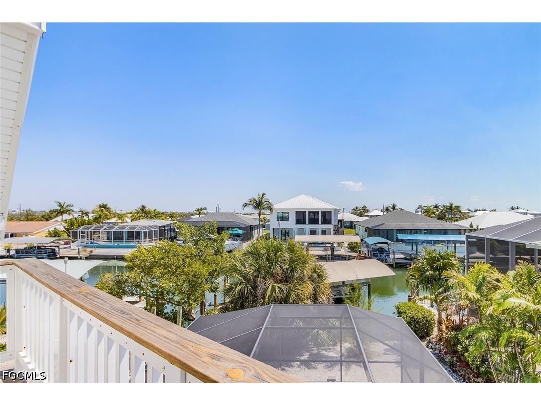 2432 Sycamore Street Saint James City FL 33956 2026014560 image32