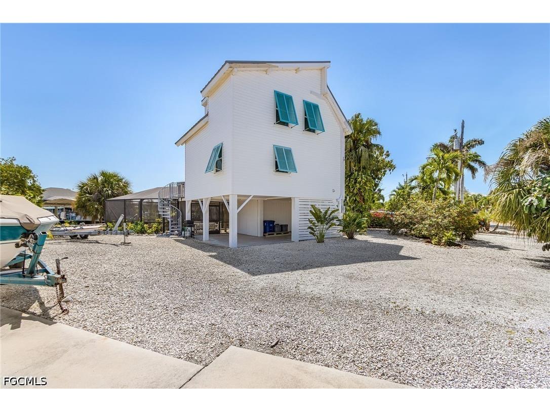 2432 Sycamore Street Saint James City FL 33956 2026014560 image39