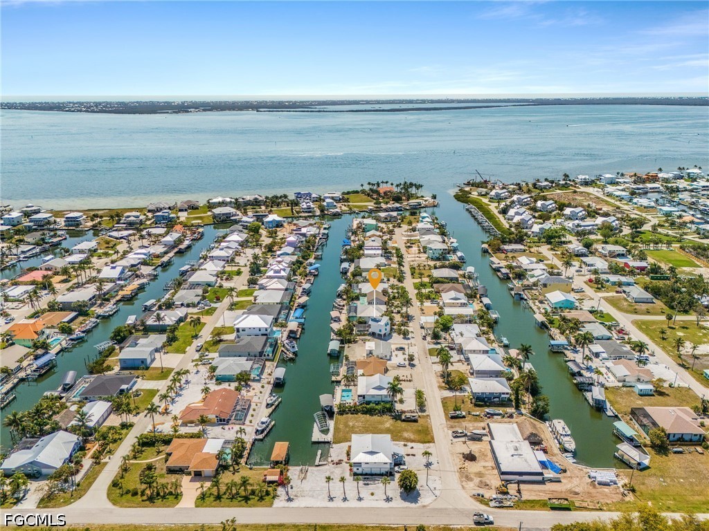 2432 Sycamore Street Saint James City FL 33956 2026014560 image8