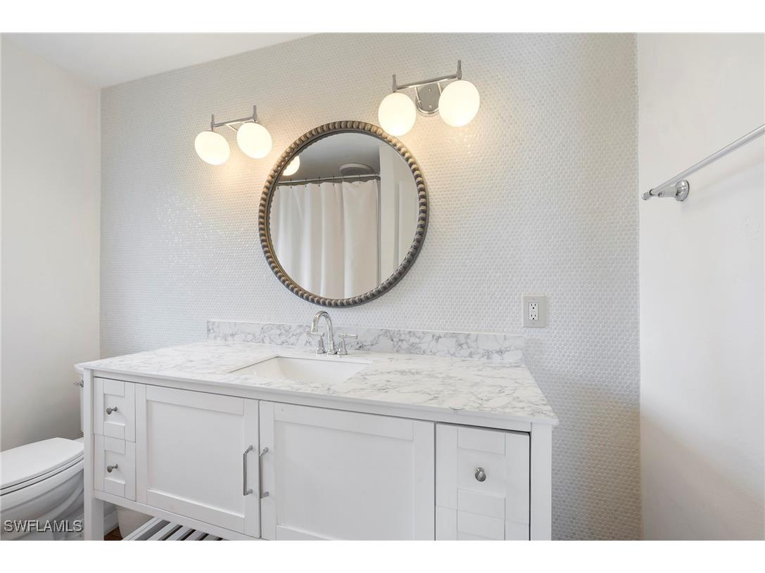 2432 Washington Avenue Naples FL 34112 225075069 image12