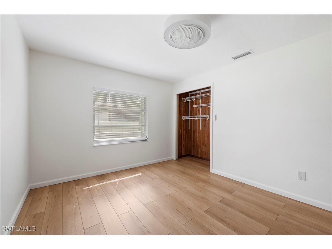 2432 Washington Avenue Naples FL 34112 225075069 image15