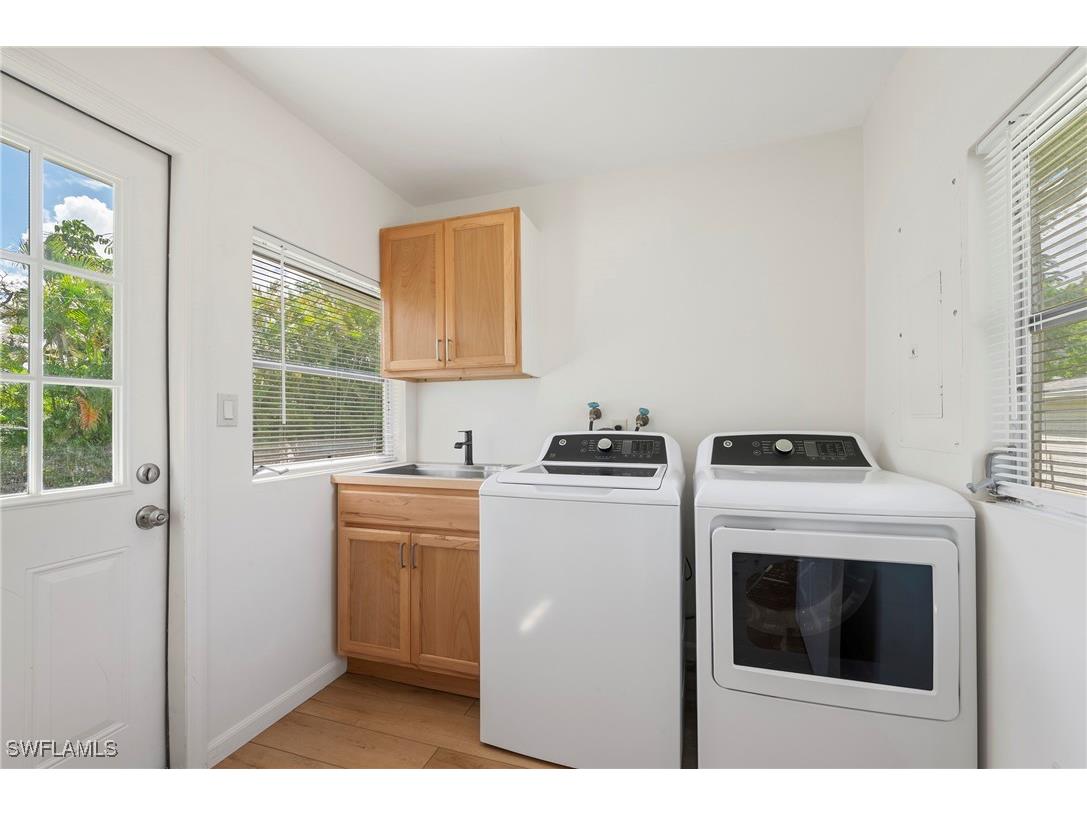 2432 Washington Avenue Naples FL 34112 225075069 image17