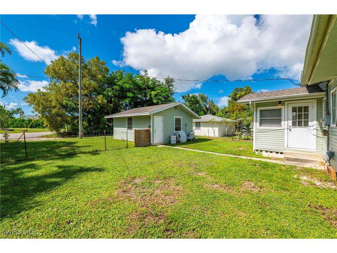 2432 Washington Avenue Naples FL 34112 225075069 image20