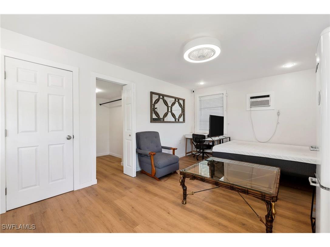 2432 Washington Avenue Naples FL 34112 225075069 image22