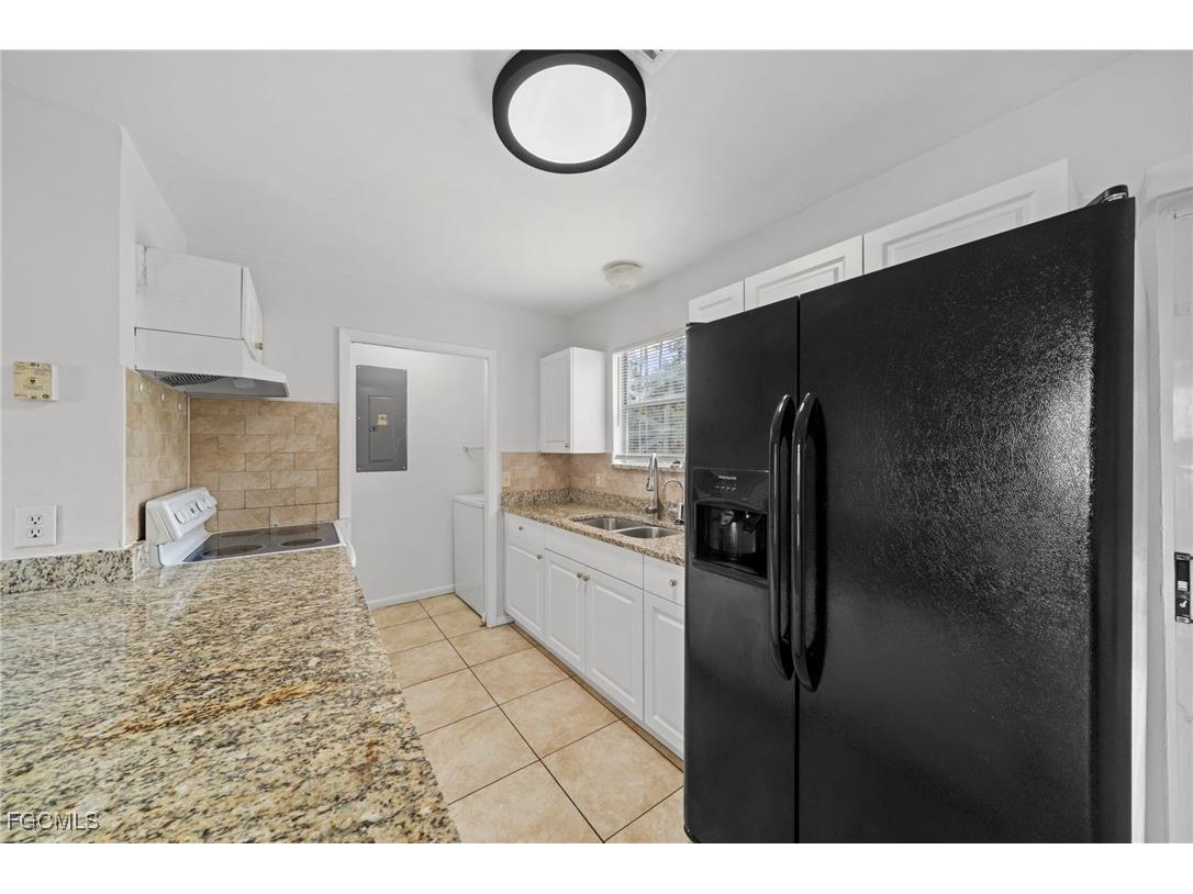 2433/2435 Lola Avenue Lehigh Acres FL 33973 2025020398 image2