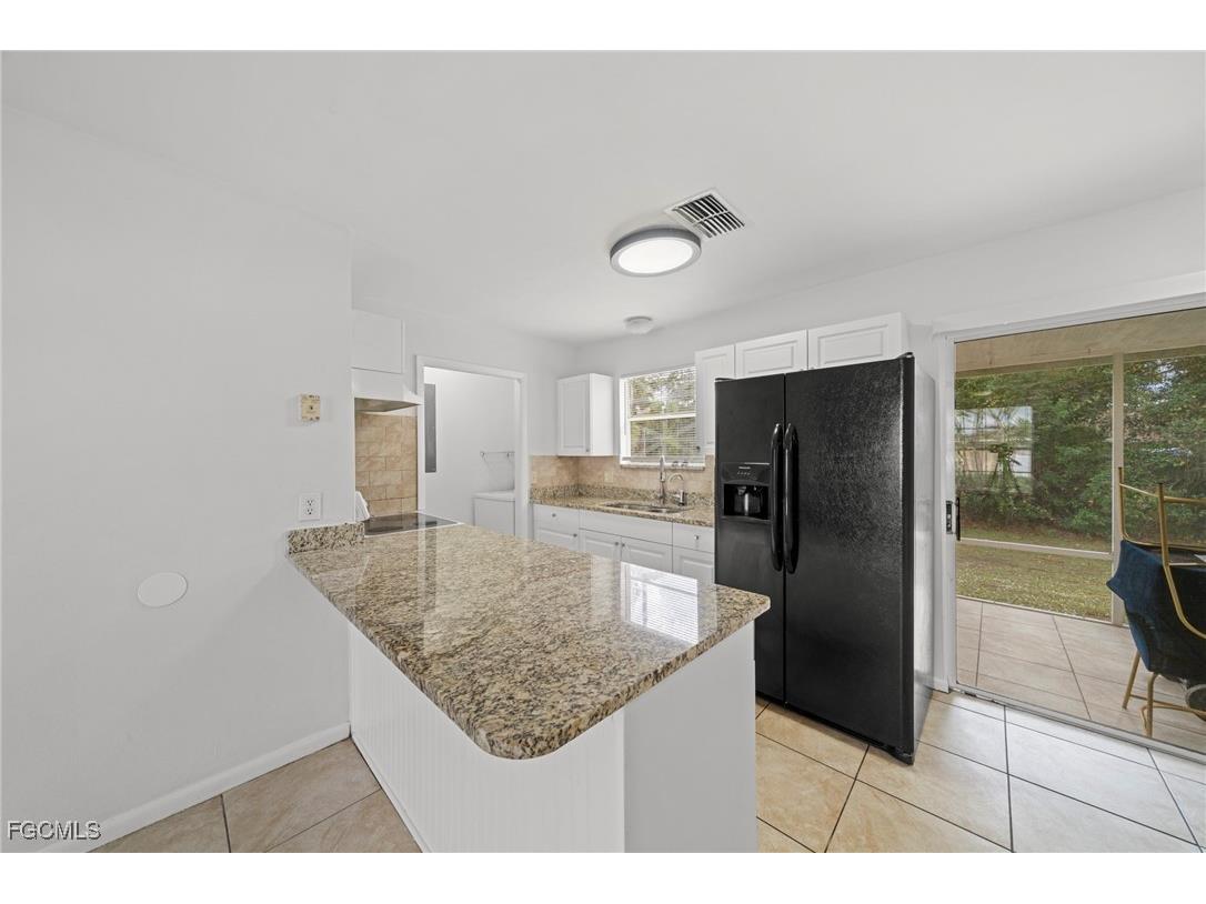 2433/2435 Lola Avenue Lehigh Acres FL 33973 2025020398 image4