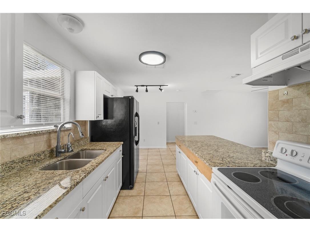 2433/2435 Lola Avenue Lehigh Acres FL 33973 2025020398 image6