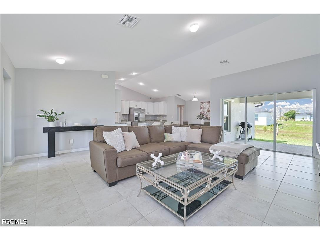 2433 NW 3rd Terrace Cape Coral FL 33993 2026016626 image11