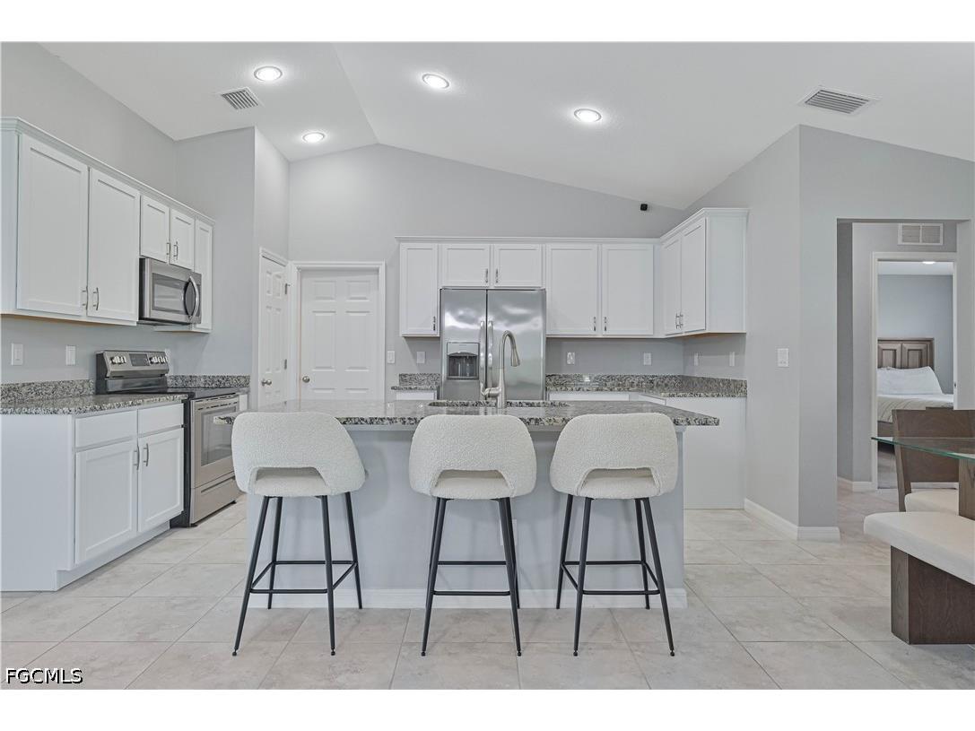 2433 NW 3rd Terrace Cape Coral FL 33993 2026016626 image4