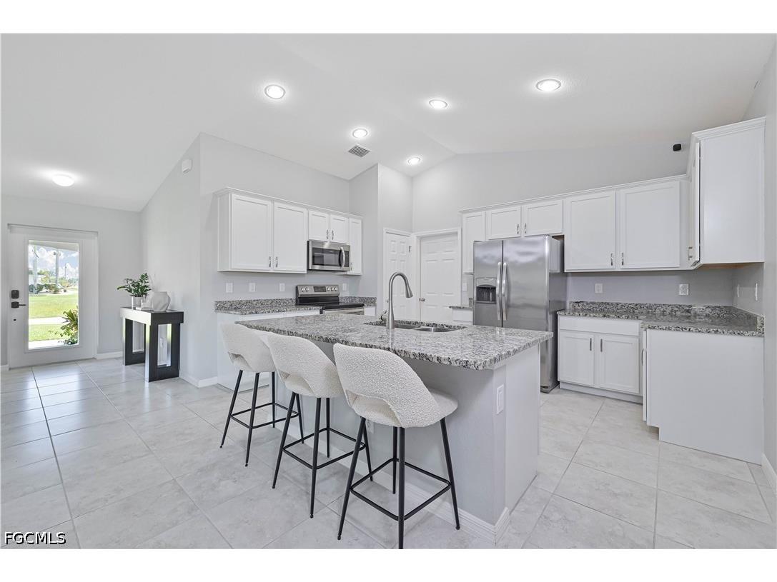 2433 NW 3rd Terrace Cape Coral FL 33993 2026016626 image8
