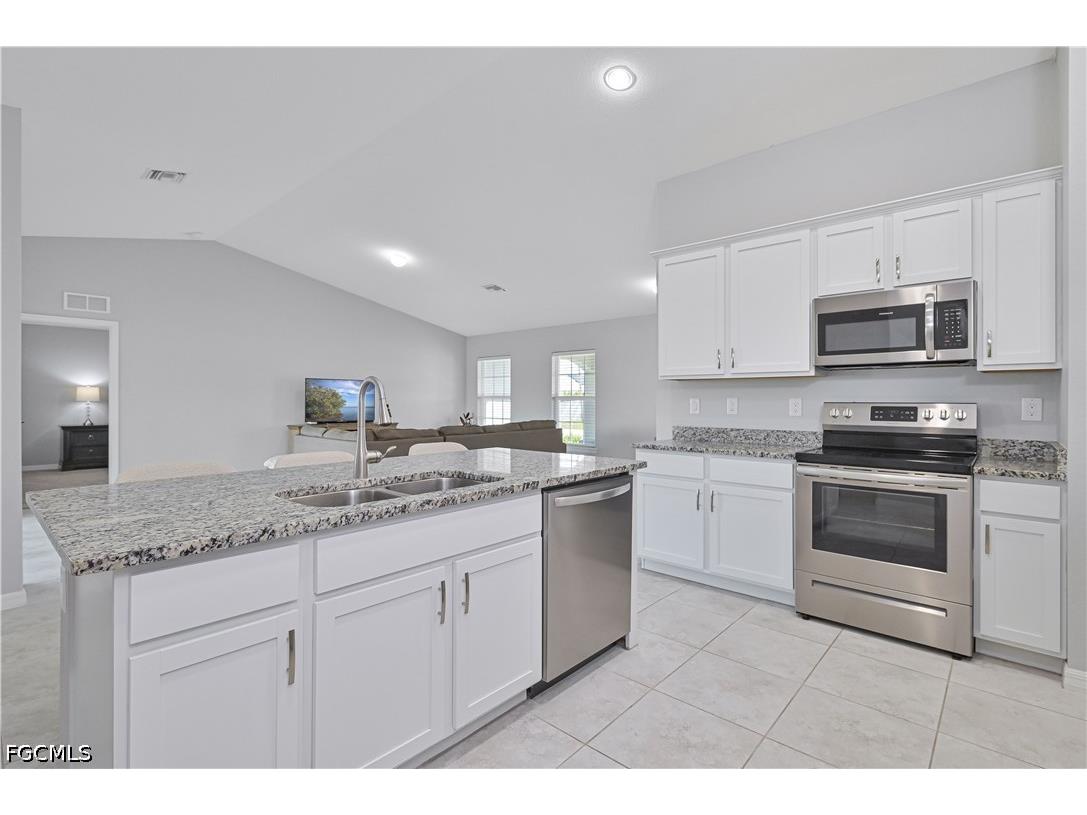 2433 NW 3rd Terrace Cape Coral FL 33993 2026016626 image9