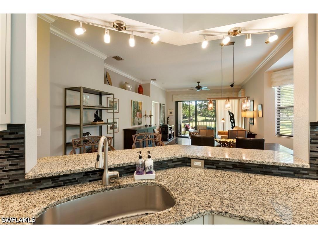 2433 Ravenna Boulevard #202 Naples FL 34109 226013323 image18