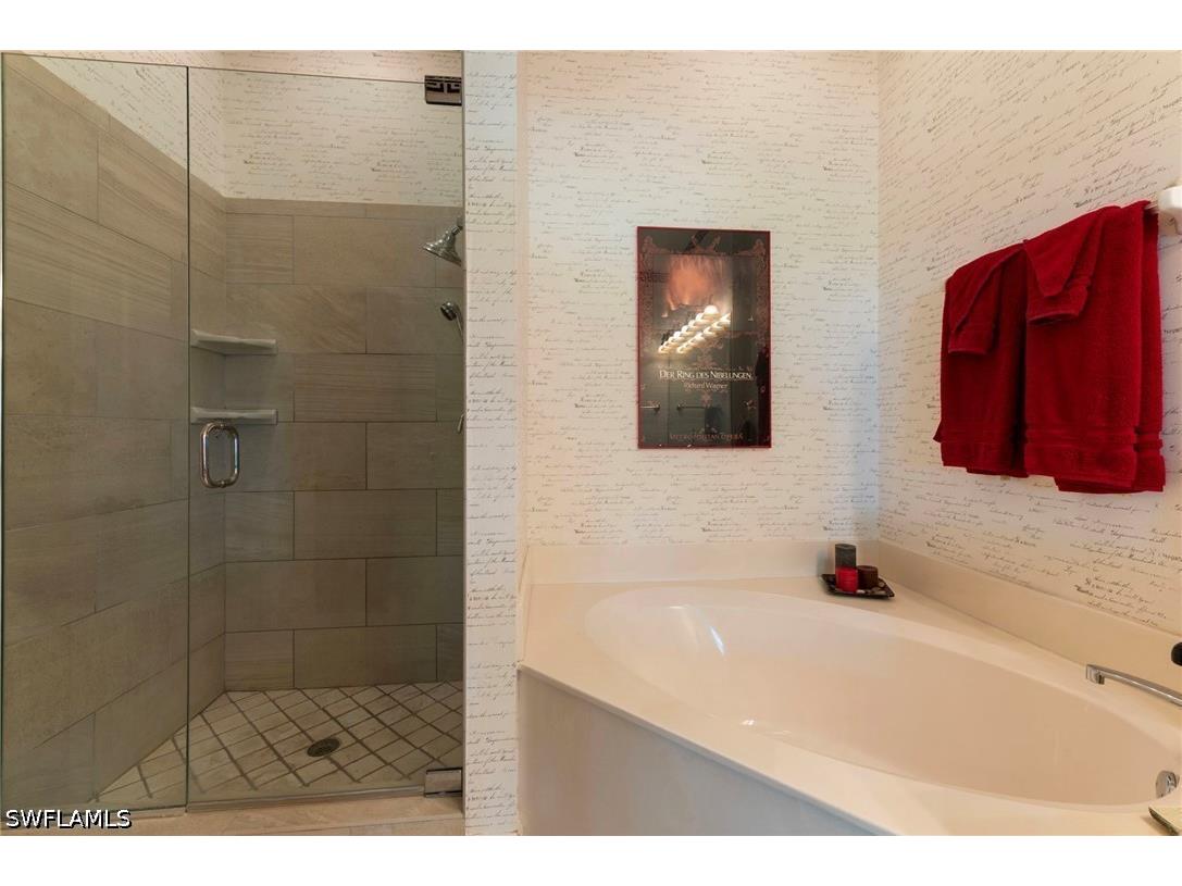 2433 Ravenna Boulevard #202 Naples FL 34109 226013323 image22