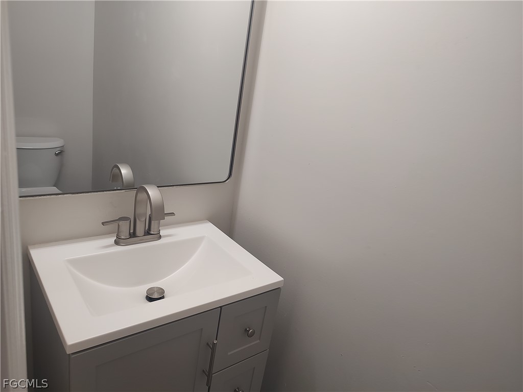 2434 Laurentina Lane Cape Coral FL 33909 2026013163 image15