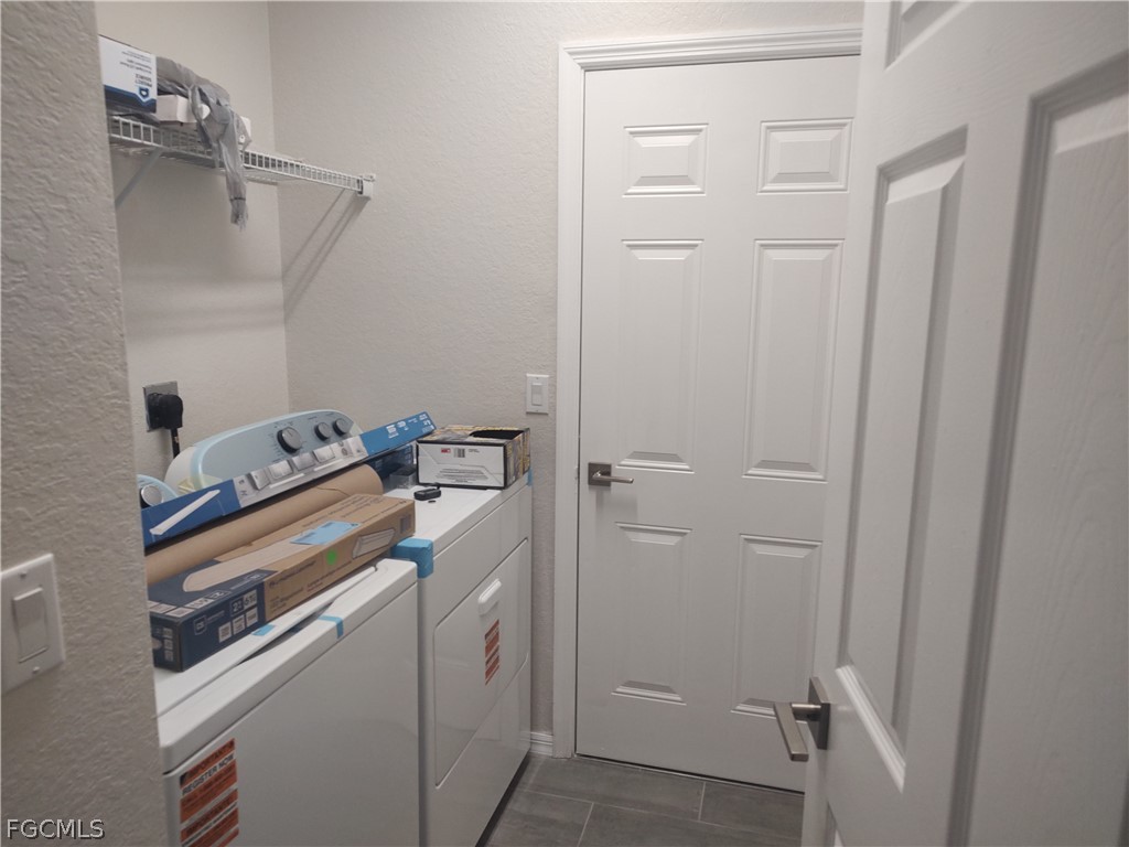 2434 Laurentina Lane Cape Coral FL 33909 2026013163 image17