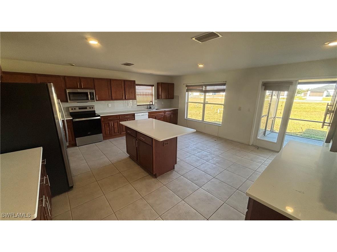 2435 NW 7th Terrace Cape Coral FL 33993 225084014 image10