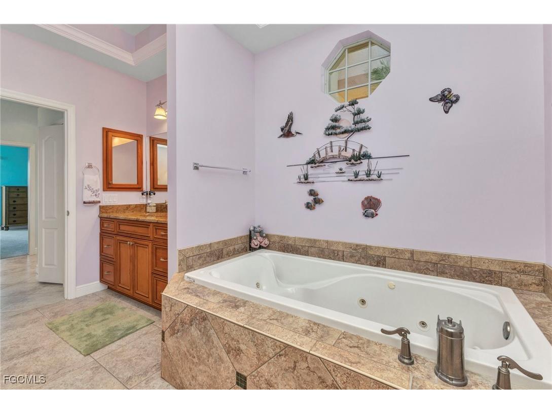 24354 Pirate Harbor Boulevard Punta Gorda FL 33955 2025002736 image9