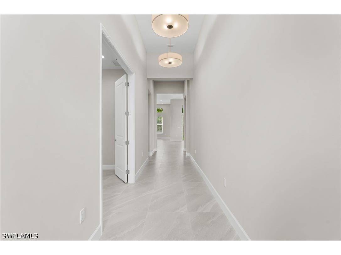 2436 Cambridge Way Naples FL 34112 226025444 image10