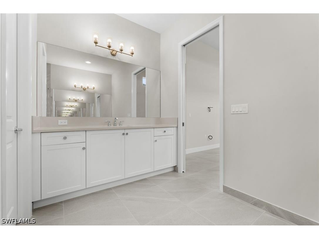 2436 Cambridge Way Naples FL 34112 226025444 image14