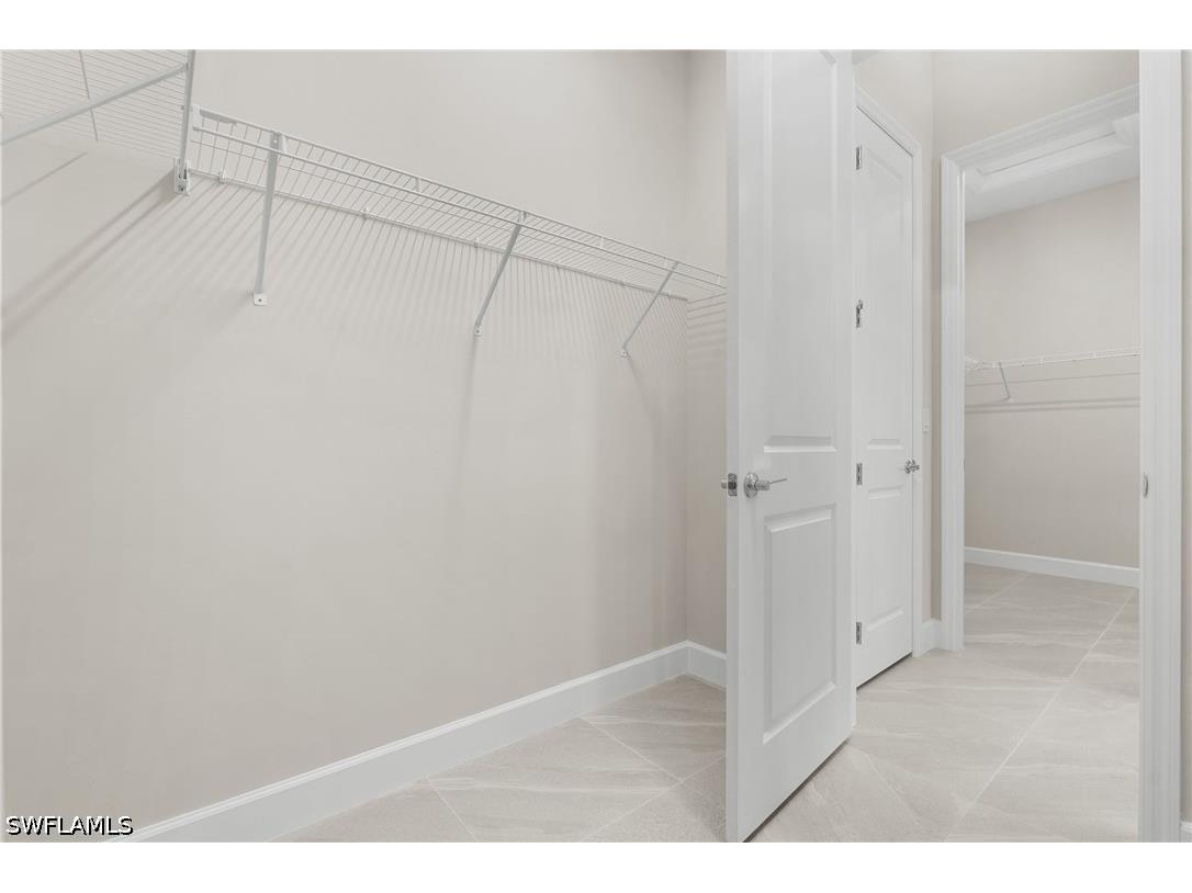2436 Cambridge Way Naples FL 34112 226025444 image15
