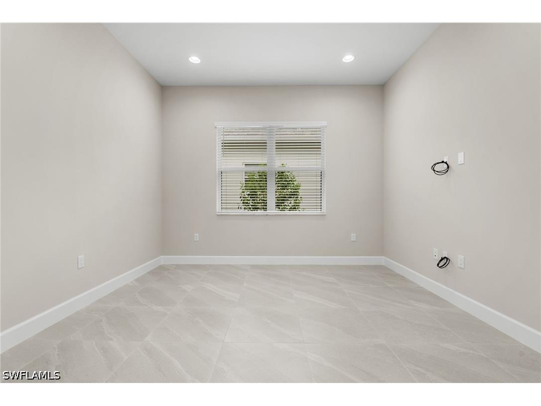 2436 Cambridge Way Naples FL 34112 226025444 image17