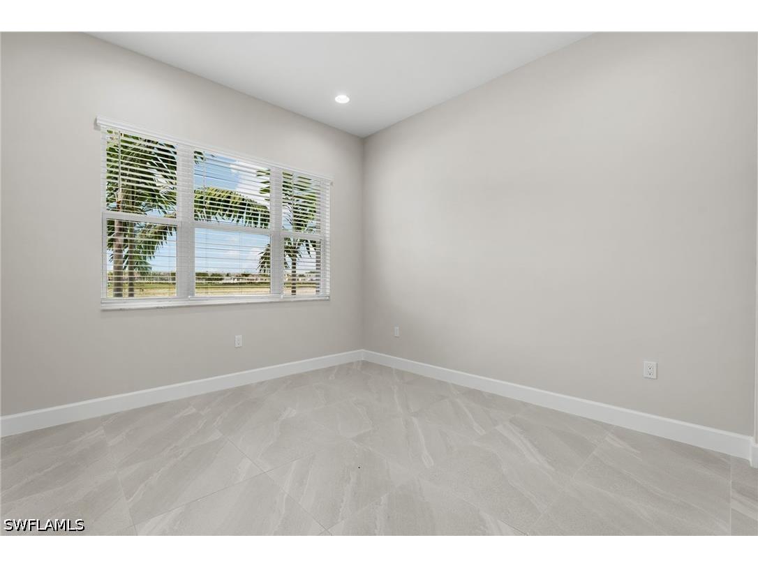 2436 Cambridge Way Naples FL 34112 226025444 image19
