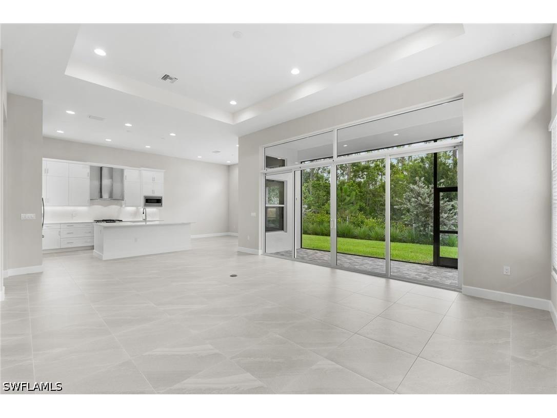 2436 Cambridge Way Naples FL 34112 226025444 image2