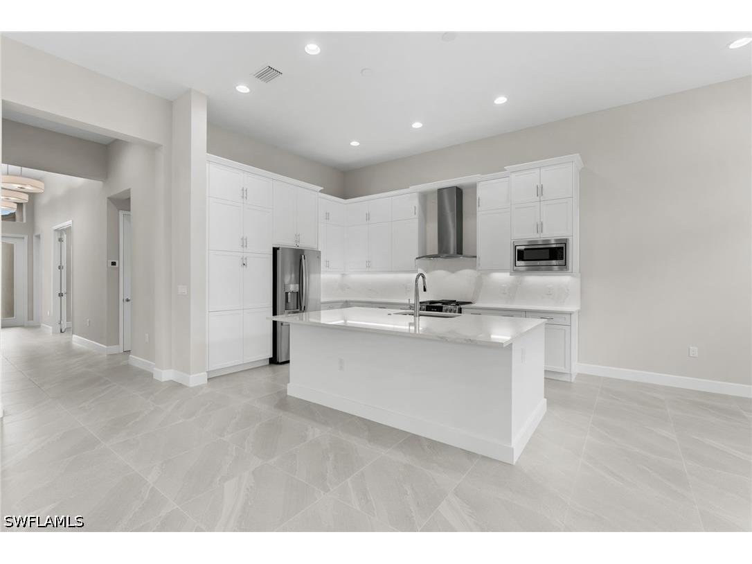 2436 Cambridge Way Naples FL 34112 226025444 image3