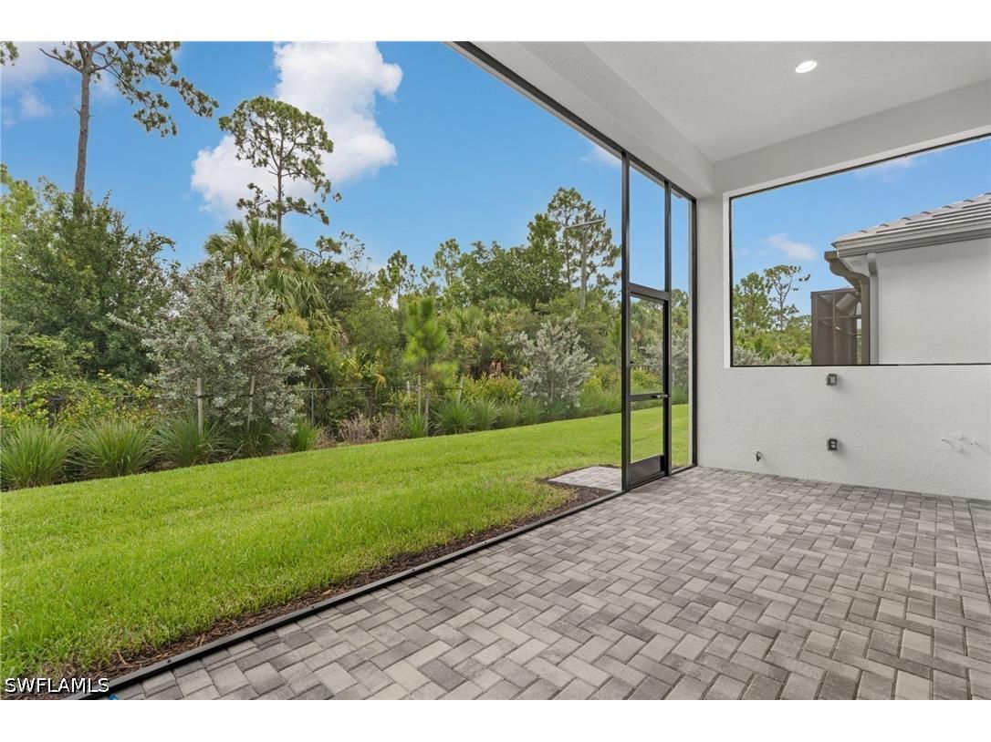 2436 Cambridge Way Naples FL 34112 226025444 image8