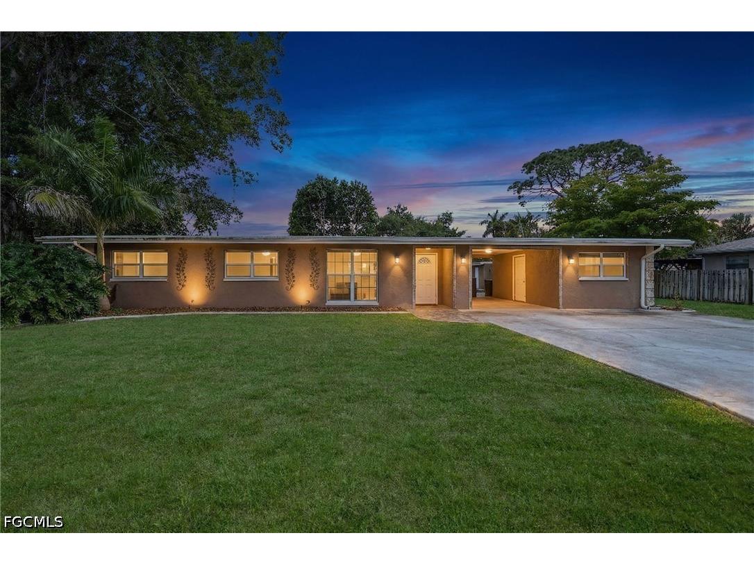 2436 Ephraim Avenue Fort Myers FL 33907 2026013003 image1