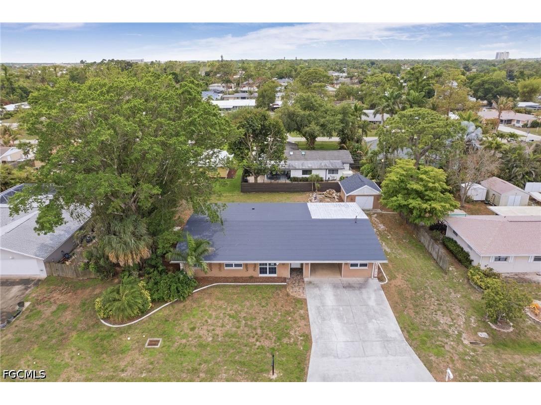 2436 Ephraim Avenue Fort Myers FL 33907 2026013003 image3