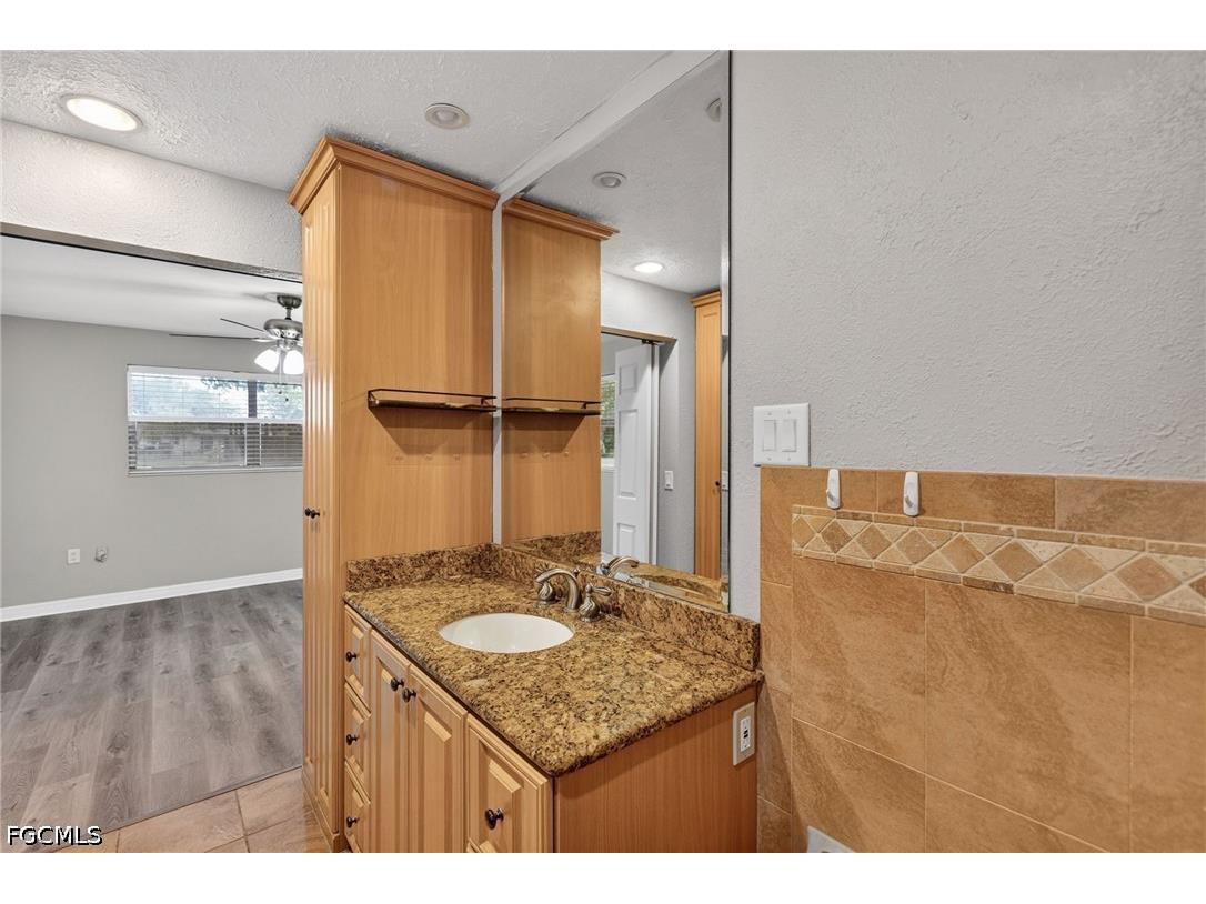 2436 Ephraim Avenue Fort Myers FL 33907 2026013003 image34