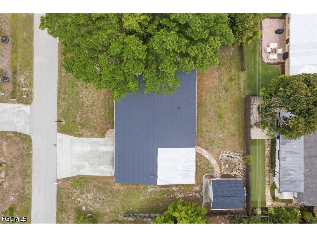 2436 Ephraim Avenue Fort Myers FL 33907 2026013003 image5