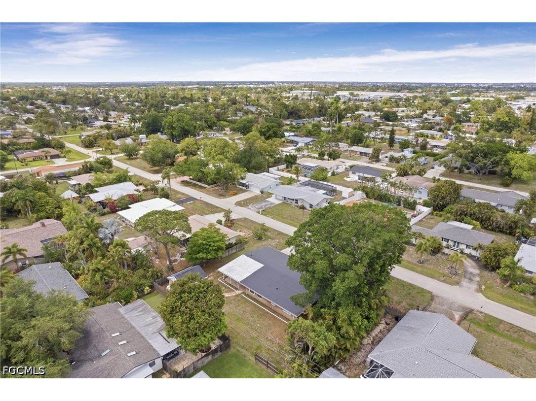 2436 Ephraim Avenue Fort Myers FL 33907 2026013003 image6